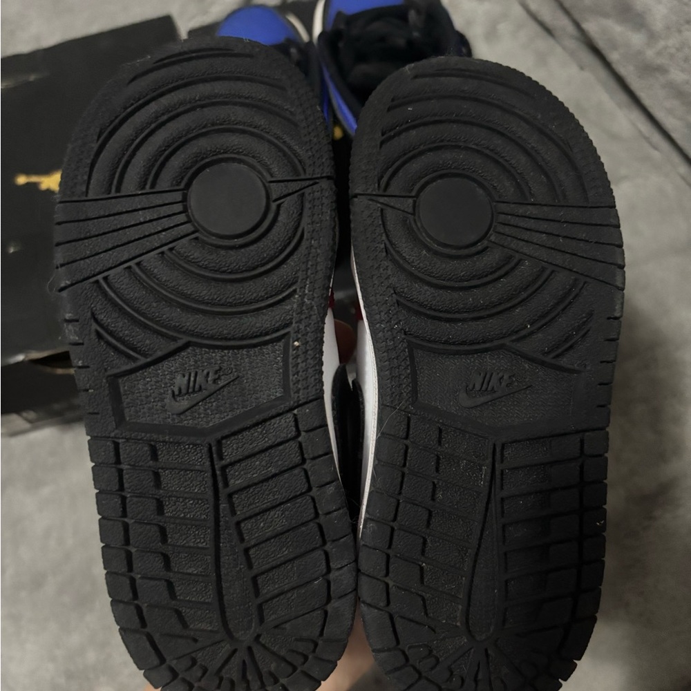 Jordan 1 Mid - Picture 4 of 6